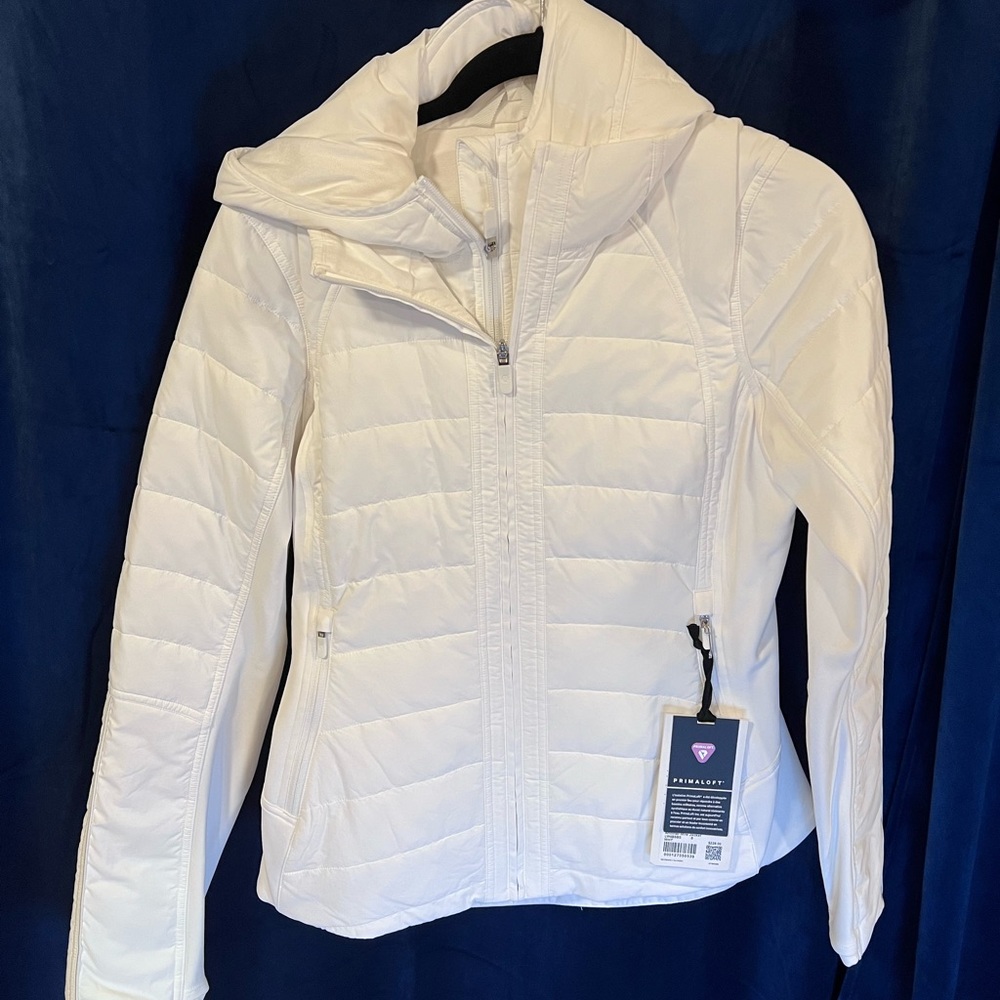 (NEW) Women’s Lululemon Another Mile Jacket